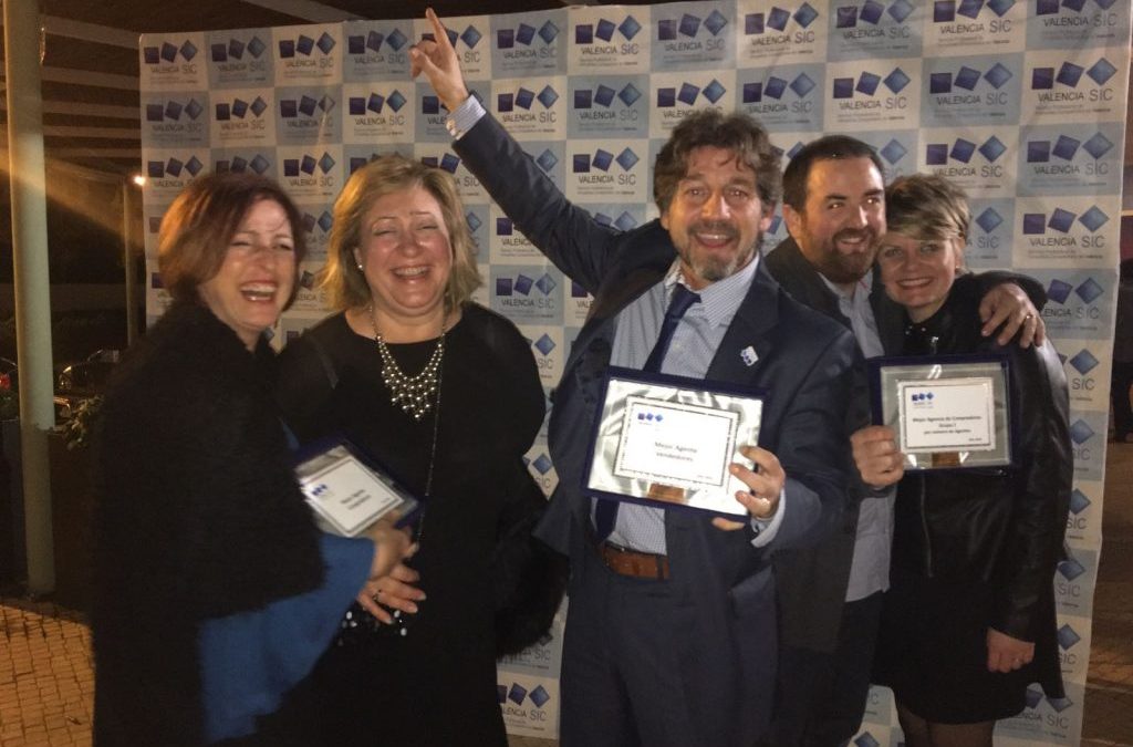 Los premios Valencia SIC 2016 reconocen a Joaquín, Asun y su equipo de Inmobiliaria Quasablanqua