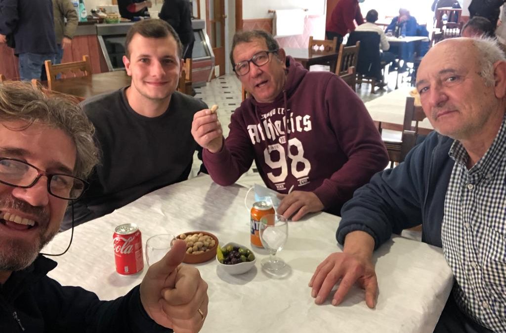 Ayuda y almuerzo en la Vall